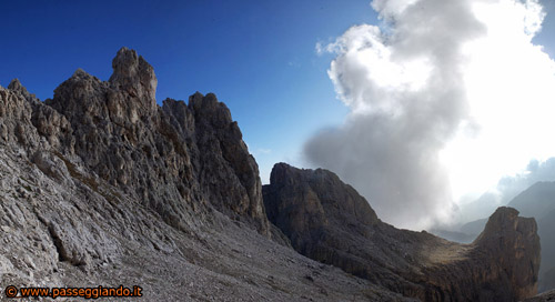 Le torri e a destra la Taiada